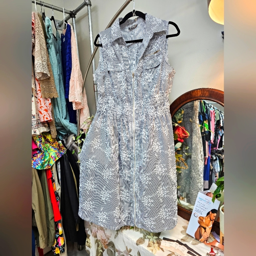 J GEE, XL DRESS